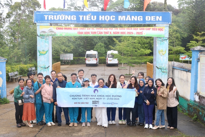 Bệnh viện Răng Hàm Mặt TW TPHCM hỗ trợ thiết bị nha khoa cho Kon Tum thúc đẩy mô hình nha học đường- Ảnh 4.