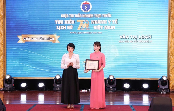 Thứ trưởng Đỗ Xuân Tuyên: Giáo dục truyền thống vẻ vang của ngành y tế là hành trình tri ân, tiếp nối tự hào về ngành- Ảnh 7. Thứ trưởng Đỗ Xuân Tuyên: Giáo dục truyền thống vẻ vang của ngành y tế là hành trình tri ân, tiếp nối tự hào về ngành- Ảnh 7.