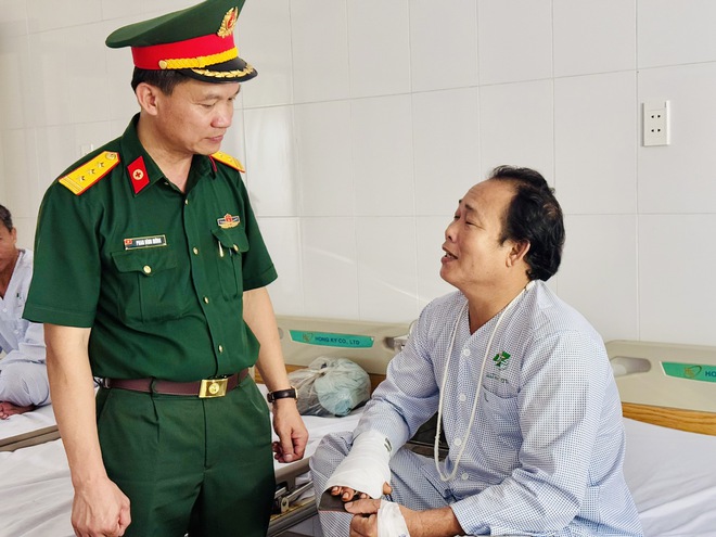 Điểm tựa chăm sóc, bảo vệ sức khoẻ quân dân ở Trường Sa- Ảnh 6.