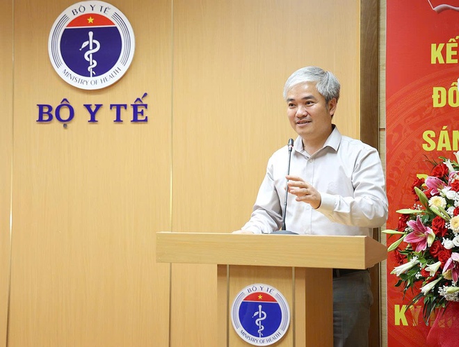 Lãnh đạo Bộ Y tế chúc mừng các cơ quan báo chí, truyền thông của ngành nhân Kỷ niệm 100 Ngày Báo chí cách mạng Việt Nam- Ảnh 8. Lãnh đạo Bộ Y tế chúc mừng các cơ quan báo chí, truyền thông của ngành nhân Kỷ niệm 100 Ngày Báo chí cách mạng Việt Nam- Ảnh 8.
