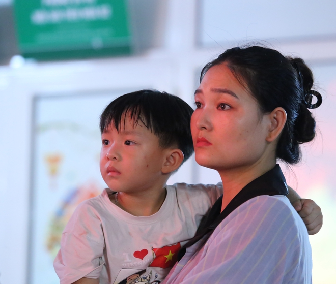 Bệnh viện Đa khoa TP Vinh lan tỏa yêu thương bằng âm nhạc và tri ân- Ảnh 6. Bệnh viện Đa khoa TP Vinh lan tỏa yêu thương bằng âm nhạc và tri ân- Ảnh 6.