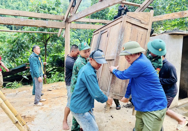 Khắc phúc hậu quả sạt lở, lũ quét ở huyện miền núi Nghệ An- Ảnh 8. Khắc phúc hậu quả sạt lở, lũ quét ở huyện miền núi Nghệ An- Ảnh 8.