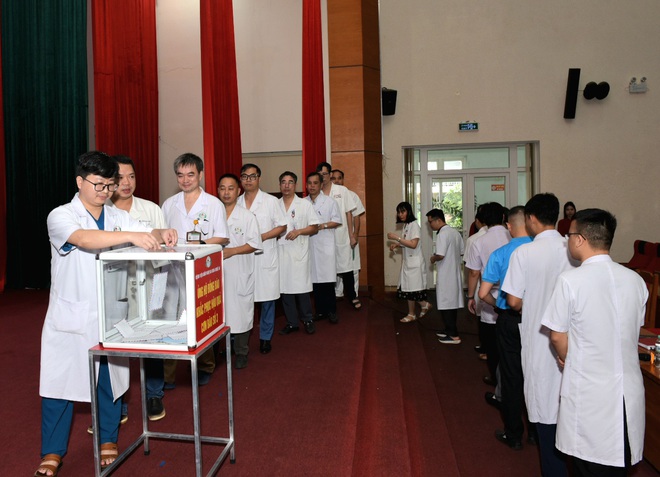 Bệnh viện HNĐK Nghệ An quyên góp 350 triệu đồng ủng hộ đồng bào vùng cao Nghệ An sau bão số 3- Ảnh 3. Bệnh viện HNĐK Nghệ An quyên góp 350 triệu đồng ủng hộ đồng bào vùng cao Nghệ An sau bão số 3- Ảnh 3.