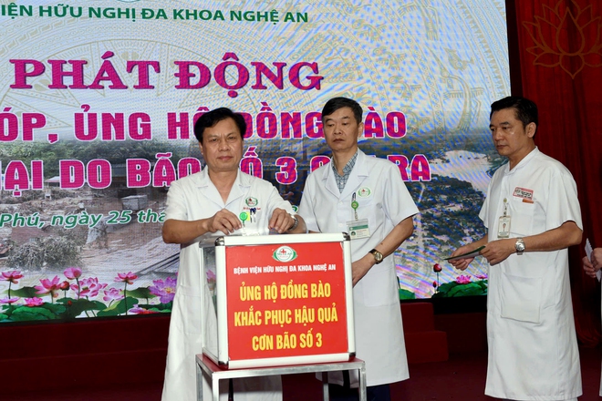 Bệnh viện HNĐK Nghệ An quyên góp 350 triệu đồng ủng hộ đồng bào vùng cao Nghệ An sau bão số 3- Ảnh 1. Bệnh viện HNĐK Nghệ An quyên góp 350 triệu đồng ủng hộ đồng bào vùng cao Nghệ An sau bão số 3- Ảnh 1.