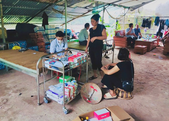Lập Trạm Y tế dã chiến đưa hoạt động khám chữa bệnh trở lại bình thường sau lũ lụt- Ảnh 18. Lập Trạm Y tế dã chiến đưa hoạt động khám chữa bệnh trở lại bình thường sau lũ lụt- Ảnh 18.
