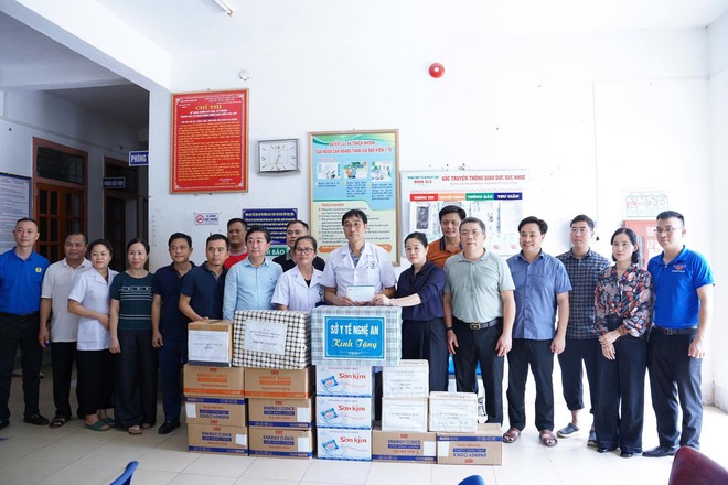 Lập Trạm Y tế dã chiến đưa hoạt động khám chữa bệnh trở lại bình thường sau lũ lụt- Ảnh 19. Lập Trạm Y tế dã chiến đưa hoạt động khám chữa bệnh trở lại bình thường sau lũ lụt- Ảnh 19.