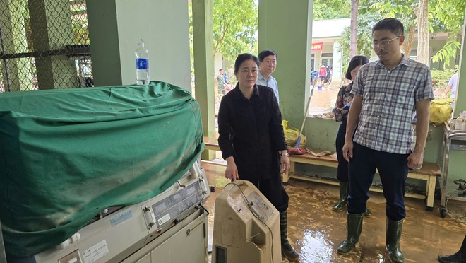 Lập Trạm Y tế dã chiến đưa hoạt động khám chữa bệnh trở lại bình thường sau lũ lụt- Ảnh 14. Lập Trạm Y tế dã chiến đưa hoạt động khám chữa bệnh trở lại bình thường sau lũ lụt- Ảnh 14.