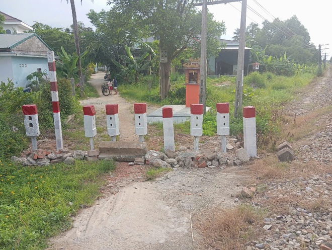 Xoá bỏ loạt lối đi tự mở cắt ngang đường sắt ở Huế- Ảnh 3.