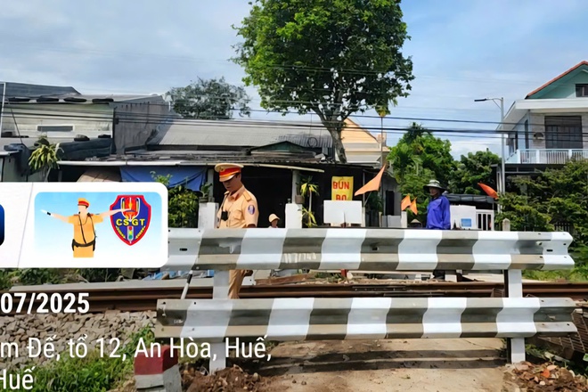 Xoá bỏ loạt lối đi tự mở cắt ngang đường sắt ở Huế- Ảnh 4.