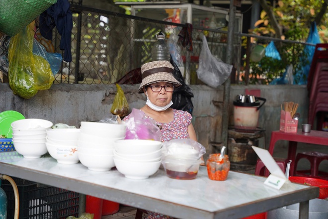 Hàng quán ở Huế gặp khó vì người tiêu dùng 'ngại' thịt lợn- Ảnh 3. Hàng quán ở Huế gặp khó vì người tiêu dùng 'ngại' thịt lợn- Ảnh 3.