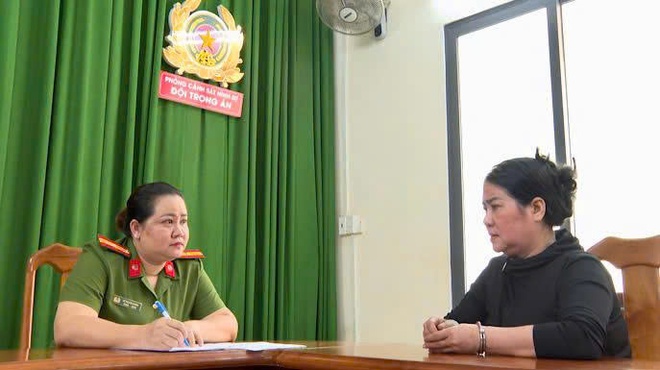 TPHCM: Đường dây vay nặng lãi núp bóng quán sinh tố 'Má Hạnh' bị bắt- Ảnh 1.