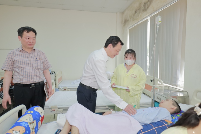 Tiếp tục đổi mới, đẩy mạnh ứng dụng công nghệ trong đào tạo nhân lực y dược học cổ truyền chất lượng cao - Ảnh 6.