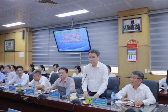 Tiếp tục đổi mới, đẩy mạnh ứng dụng công nghệ trong đào tạo nhân lực y dược học cổ truyền chất lượng cao - Ảnh 2.