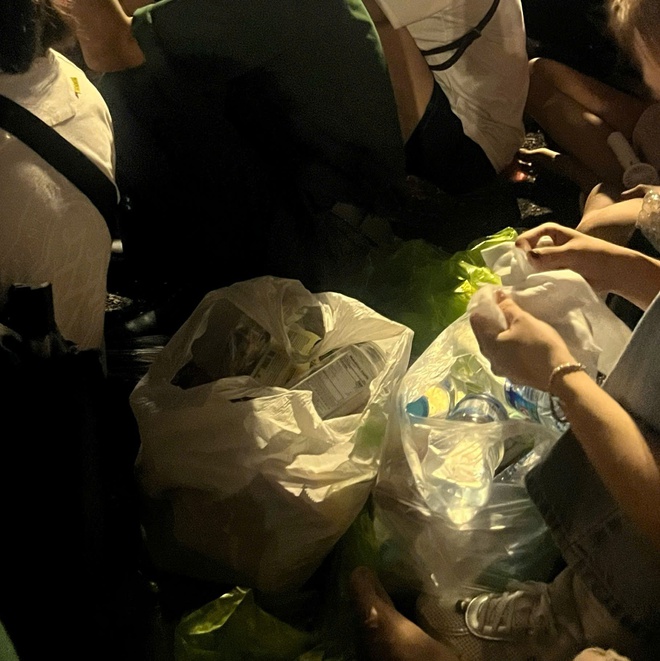 Sau tổng hợp luyện diễu binh, diễu hành A80 lần thứ nhất: Kinh nghiệm 'bỏ túi' người đi xem cần biết- Ảnh 4. Sau tổng hợp luyện diễu binh, diễu hành A80 lần thứ nhất: Kinh nghiệm 'bỏ túi' người đi xem cần biết- Ảnh 4.