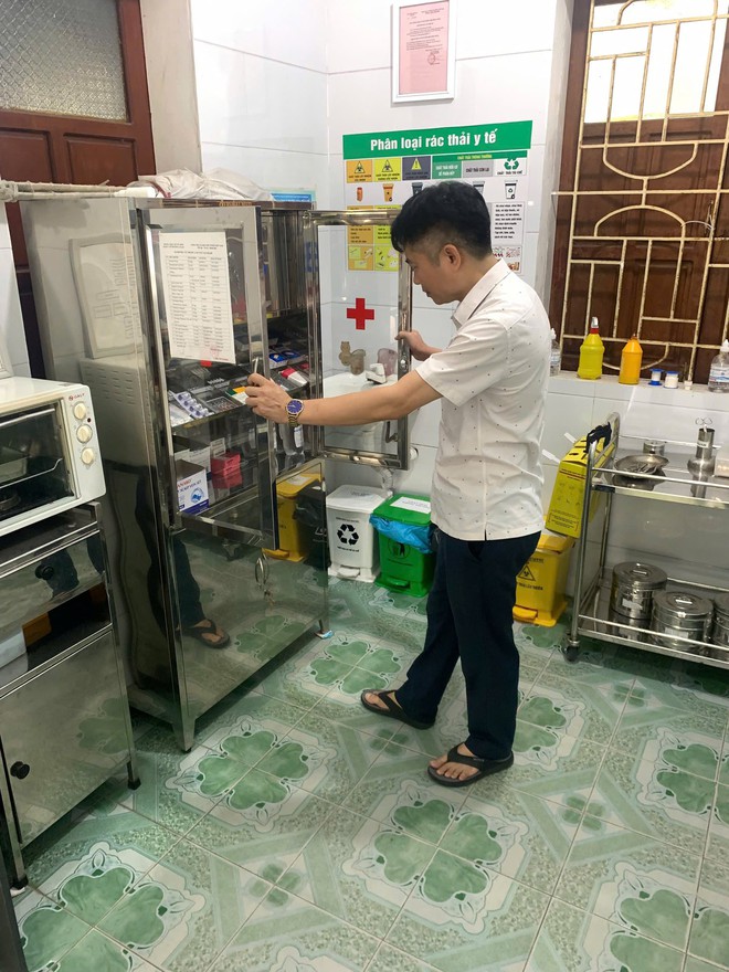 Y tế Nghệ An vừa chống bão vừa duy trì liên tục công tác khám chữa bệnh trong mọi tình huống- Ảnh 4. Y tế Nghệ An vừa chống bão vừa duy trì liên tục công tác khám chữa bệnh trong mọi tình huống- Ảnh 4.