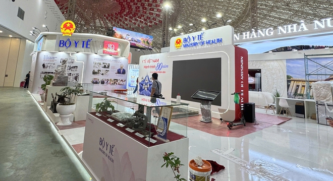 Trưng bày nhiều công nghệ hiện đại chuyên ngành răng hàm mặt tại Triển lãm thành tựu Y tế Việt Nam- Ảnh 2.