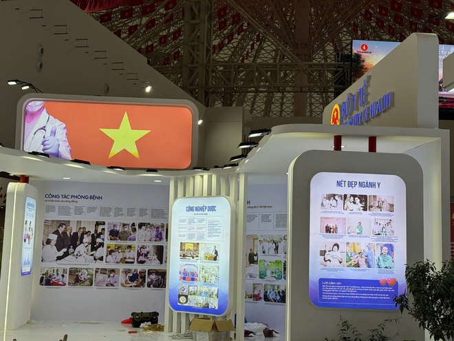 Trưng bày nhiều công nghệ hiện đại chuyên ngành răng hàm mặt tại Triển lãm thành tựu Y tế Việt Nam- Ảnh 3.