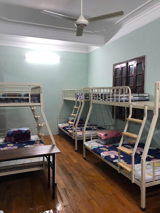 Cảm động mái ấm '0 đồng' tri ân cựu chiến binh về Hà Nội xem diễu binh, diễu hành- Ảnh 2. Cảm động mái ấm '0 đồng' tri ân cựu chiến binh về Hà Nội xem diễu binh, diễu hành- Ảnh 2.