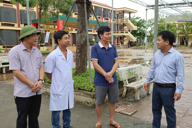 Hà Tĩnh chủ động phòng chống dịch bệnh sau mưa bão- Ảnh 2. Hà Tĩnh chủ động phòng chống dịch bệnh sau mưa bão- Ảnh 2.