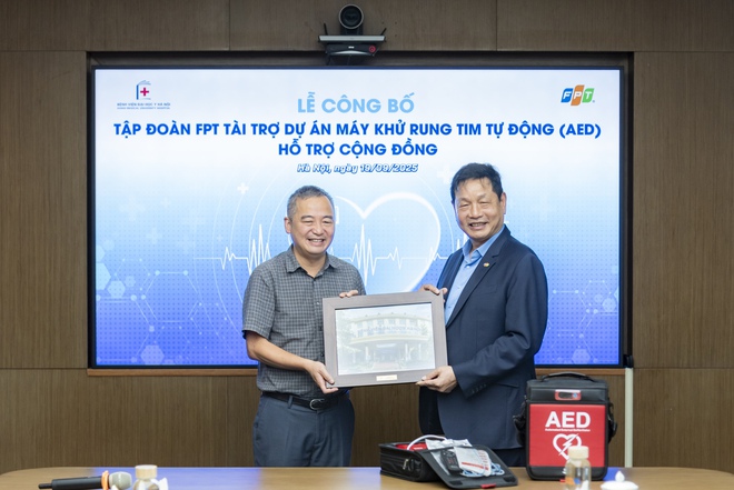 Khởi động trang bị máy khử rung tim tự động cho cộng đồng đầu tiên tại Việt Nam- Ảnh 2.