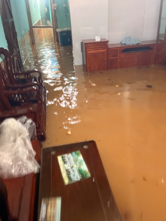 Xót xa người dân Lào Cai ‘mỗi tháng chạy lũ một lần’- Ảnh 5.