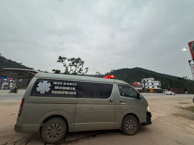 Tăng cường quản lý xe cứu thương sau vụ thu hơn 11 triệu đồng để chăm sóc người bệnh trong vài giờ- Ảnh 2.