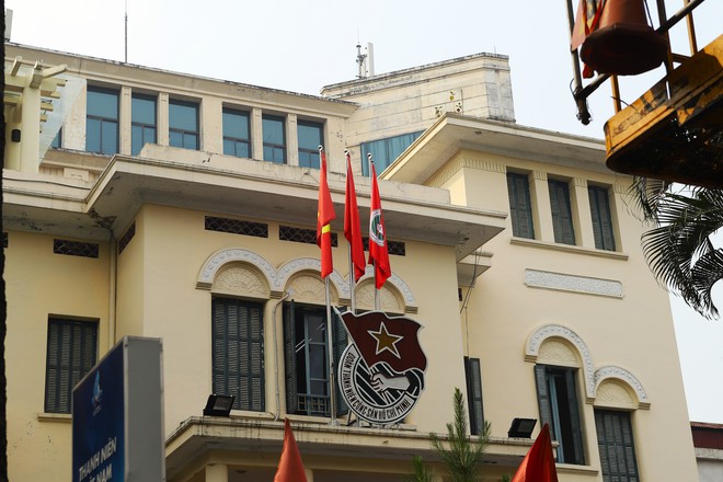 Hà Nội rực rỡ sắc cờ chào mừng Đại hội XIV của Đảng- Ảnh 9.