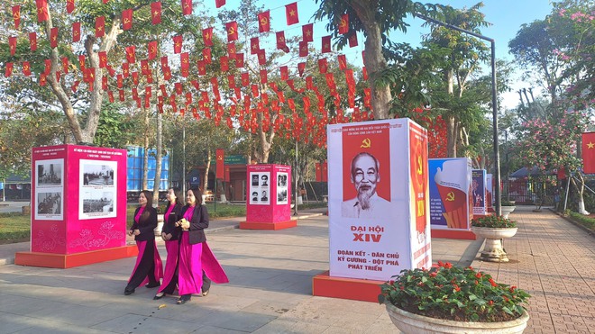 Thanh Hóa - Nghệ An rực đỏ cờ hoa hướng về Đại hội XIV của Đảng- Ảnh 9.