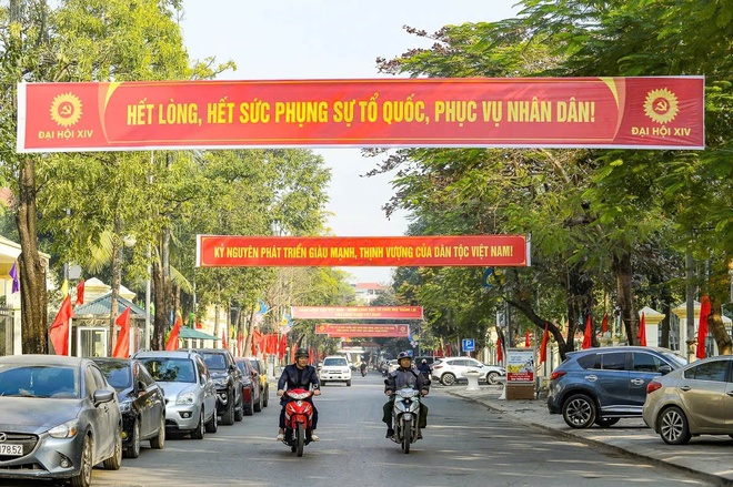 Thanh Hóa - Nghệ An rực đỏ cờ hoa hướng về Đại hội XIV của Đảng- Ảnh 3.