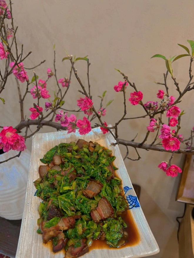 Gói bánh chưng, mua đào từ sớm: Phong cách đón xuân mới của một bộ phận người trẻ- Ảnh 2. Gói bánh chưng, mua đào từ sớm: Phong cách đón xuân mới của một bộ phận người trẻ- Ảnh 2.