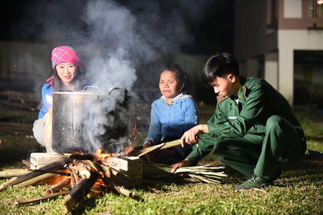 Báo Sức khỏe và Đời sống góp quà vui Xuân biên giới cùng đồng bào Mã Liềng- Ảnh 18. Báo Sức khỏe và Đời sống góp quà vui Xuân biên giới cùng đồng bào Mã Liềng- Ảnh 18.