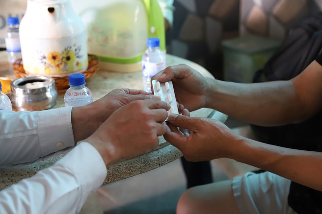 Trong tâm dịch não mô cầu, những bước chân không ngơi nghỉ- Ảnh 4.