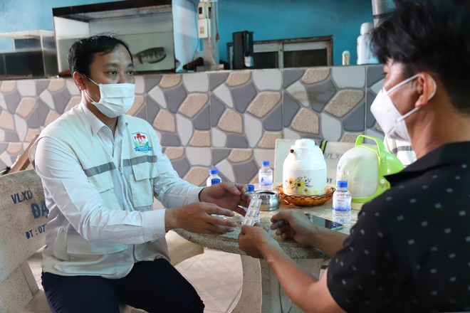 Trong tâm dịch não mô cầu, những bước chân không ngơi nghỉ- Ảnh 3.