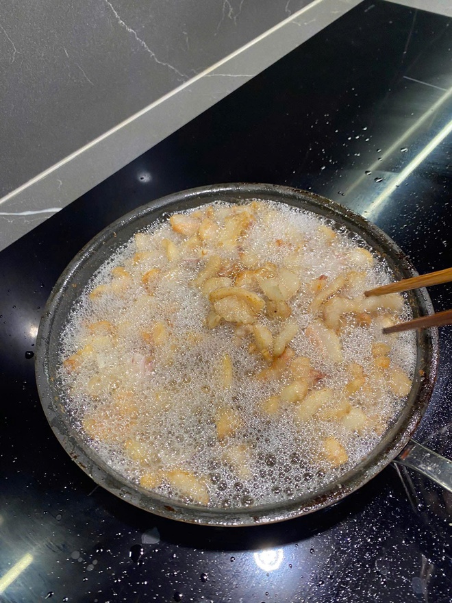 Có nên ăn mỡ lợn hoàn toàn không? - Ảnh 2.