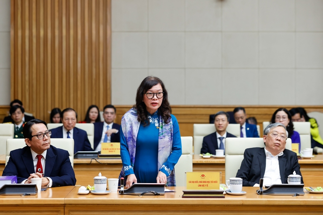 Thủ tướng: Nghề y là một nghề cao quý, là biểu tượng của sự hy sinh, lòng nhân ái, trí tuệ, sự kiên trì...- Ảnh 6.