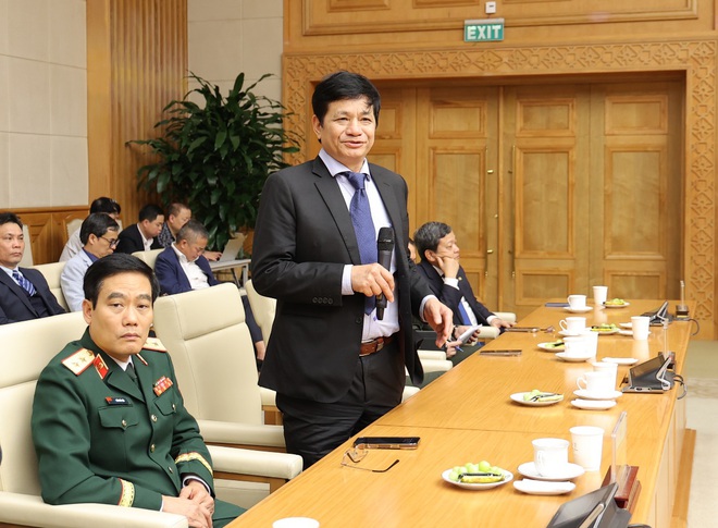 Thủ tướng: Nghề y là một nghề cao quý, là biểu tượng của sự hy sinh, lòng nhân ái, trí tuệ, sự kiên trì...- Ảnh 8.