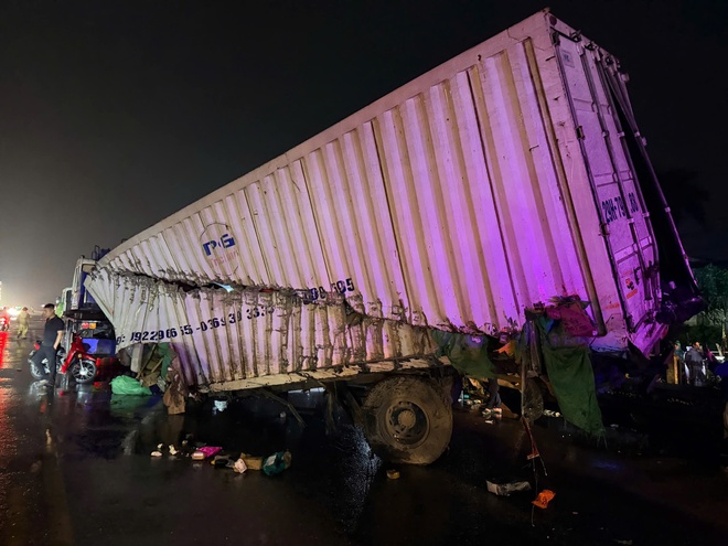 Danh tính các nạn nhân trong vụ ô tô tải va chạm tàu SE3 tại Ngọc Hồi- Ảnh 4.