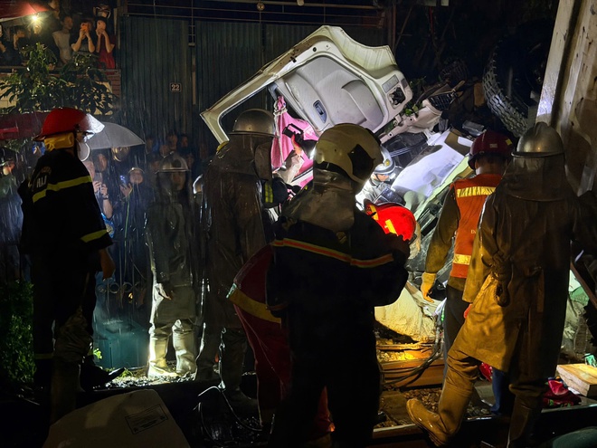 Danh tính các nạn nhân trong vụ ô tô tải va chạm tàu SE3 tại Ngọc Hồi- Ảnh 3.