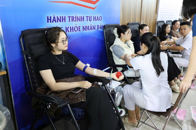 Những 'người hùng' thầm lặng sẻ chia giọt máu cho bệnh nhân- Ảnh 2. Những 'người hùng' thầm lặng sẻ chia giọt máu cho bệnh nhân- Ảnh 2.