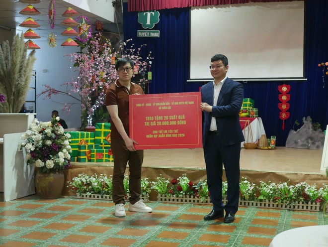 Hơn 600 người dân xã Thiên Lộc được khám, tư vấn sức khỏe miễn phí- Ảnh 9. Hơn 600 người dân xã Thiên Lộc được khám, tư vấn sức khỏe miễn phí- Ảnh 9.