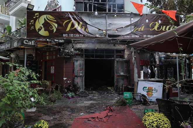 Cháy quán cà phê trong khu đô thị Văn Phú, lửa bùng phát từ tầng 1 nhà 4 tầng- Ảnh 3.