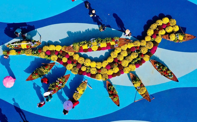 Người dân, du khách thích thú trước diện mạo mới của chợ Bến Thành- Ảnh 6.