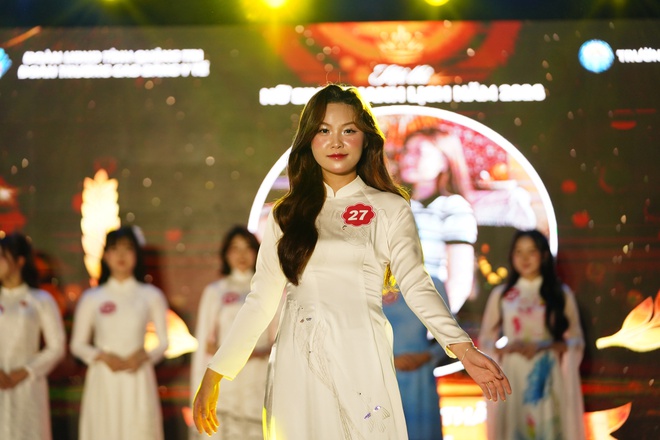 Nét duyên dáng, thanh lịch của nữ sinh ngành Y – Dược Quảng Trị- Ảnh 6.