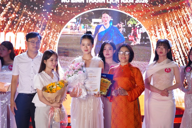 Nét duyên dáng, thanh lịch của nữ sinh ngành Y – Dược Quảng Trị- Ảnh 20.