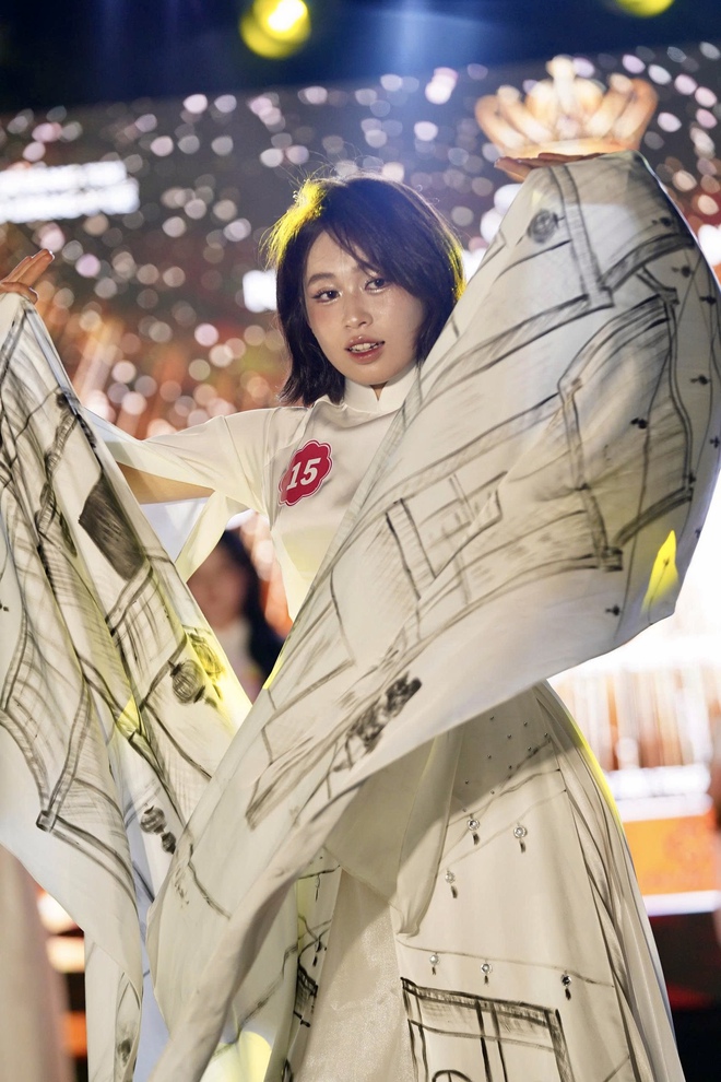 Nét duyên dáng, thanh lịch của nữ sinh ngành Y – Dược Quảng Trị- Ảnh 9.