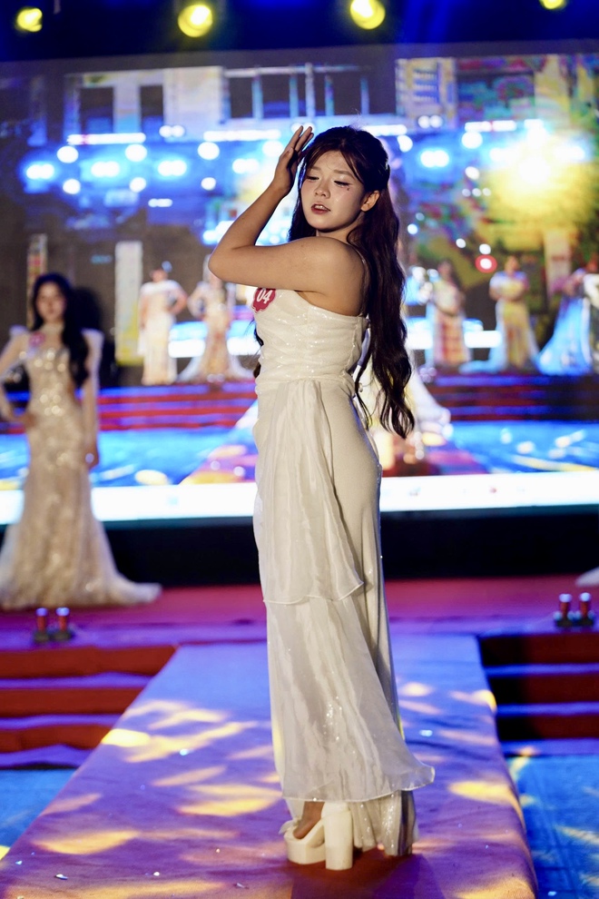 Nét duyên dáng, thanh lịch của nữ sinh ngành Y – Dược Quảng Trị- Ảnh 11.