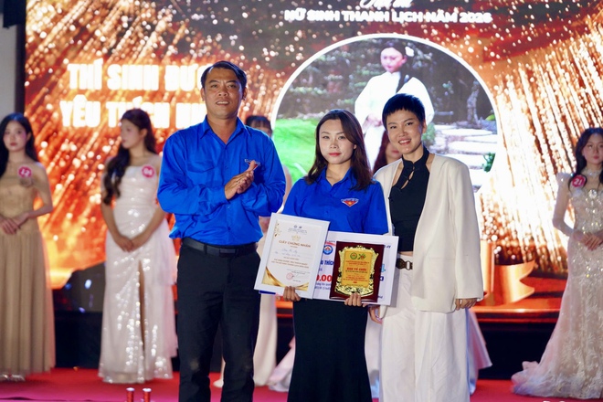 Nét duyên dáng, thanh lịch của nữ sinh ngành Y – Dược Quảng Trị- Ảnh 19.