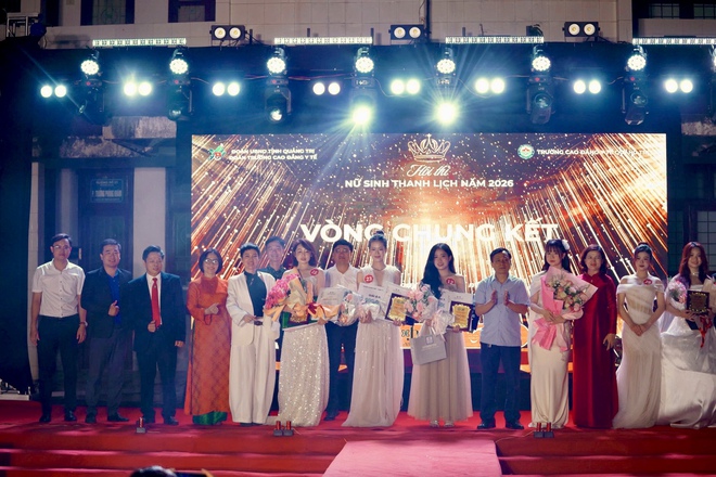 Nét duyên dáng, thanh lịch của nữ sinh ngành Y – Dược Quảng Trị- Ảnh 16.