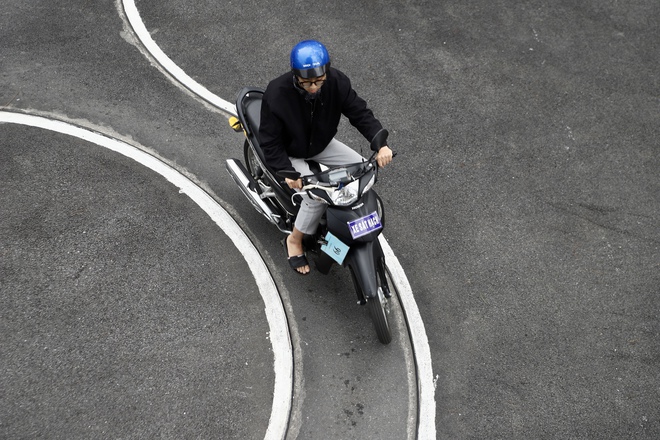 Sau Tết, các trung tâm sát hạch lái xe tăng ca phục vụ hàng nghìn thí sinh- Ảnh 5. Sau Tết, các trung tâm sát hạch lái xe tăng ca phục vụ hàng nghìn thí sinh- Ảnh 5.