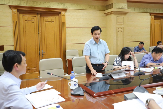 Không để kỹ thuật làm chậm chuyển đổi số y tế: Lãnh đạo Bộ Y tế siết tiến độ triển khai- Ảnh 2. Không để kỹ thuật làm chậm chuyển đổi số y tế: Lãnh đạo Bộ Y tế siết tiến độ triển khai- Ảnh 2.